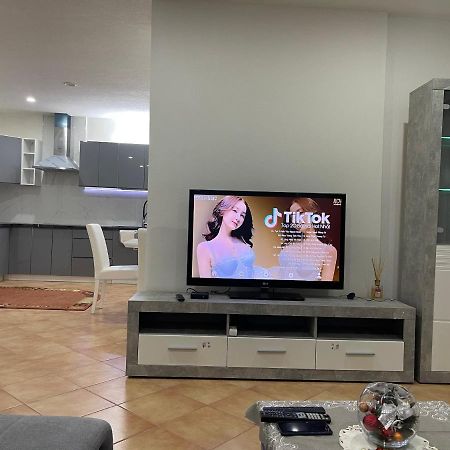 Milky Way Apartment โซโกโลฟ ภายนอก รูปภาพ